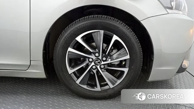 Lexus CT200h id 3375186 из Кореи 15