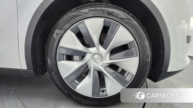 Tesla Model Y id 3629440 из Кореи 15