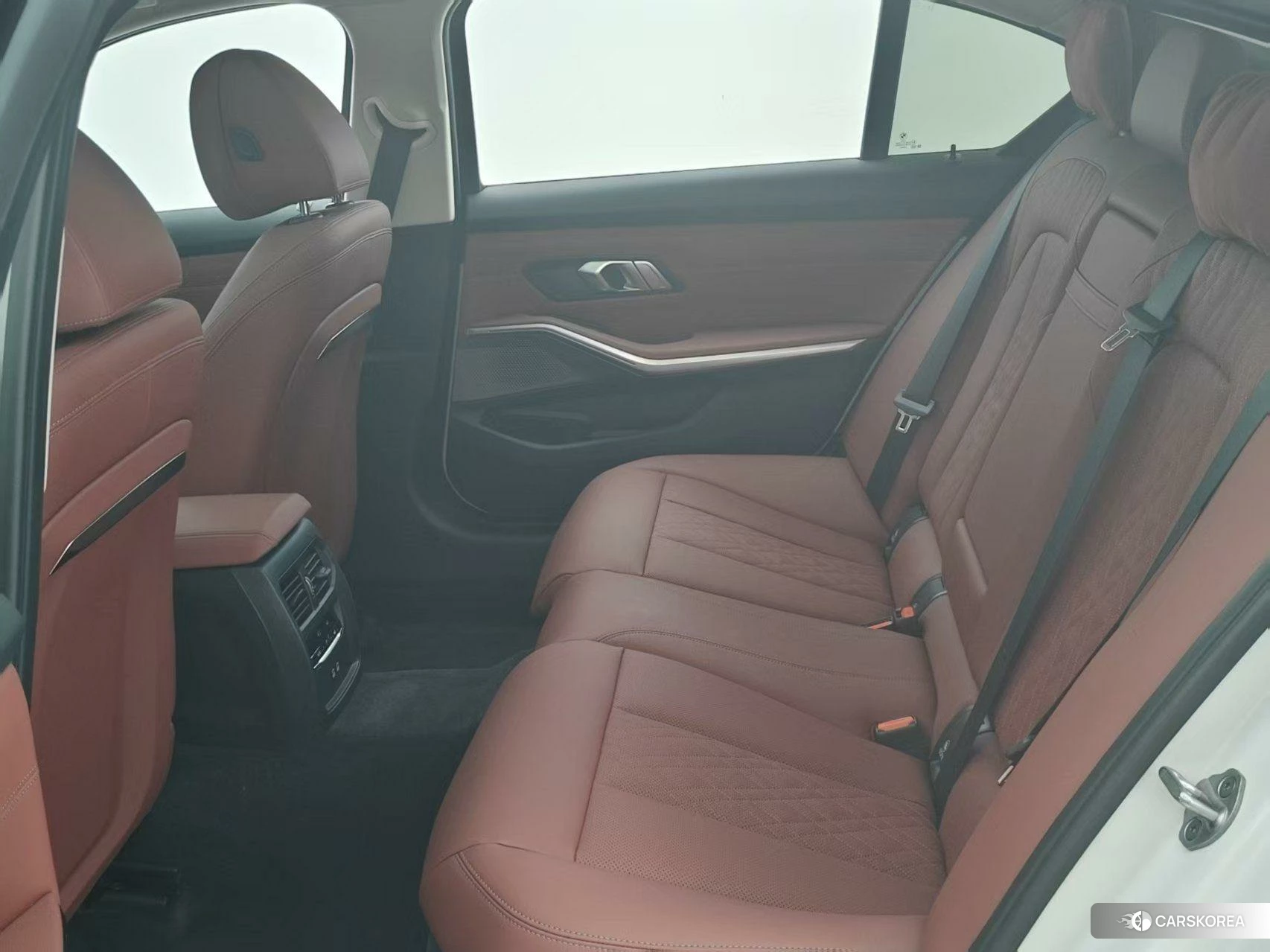 BMW 3 series id 4479429 из Китая 9