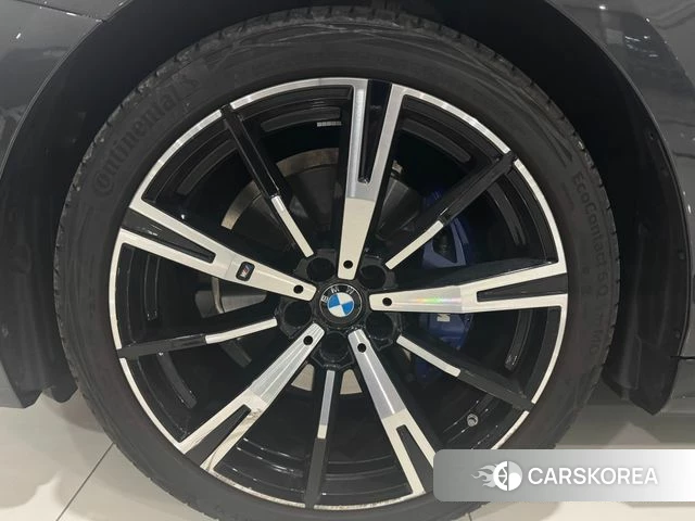 BMW 5 Series (G60) id 4381306 из Кореи 13