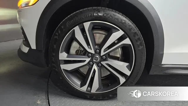 Volvo V60 Cross-Country 2nd Generation id 3504143 из Кореи 15