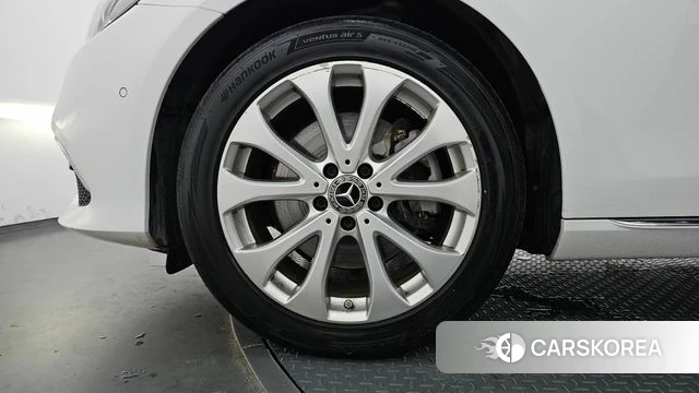 Mercedes-Benz E-Class W213 id 4759995 из Кореи 28