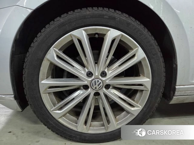 Volkswagen Passat GT (B8) id 3911899 из Кореи 13