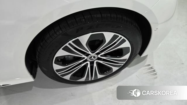 Mercedes-Benz E-Class W214 id 4853387 из Кореи 14