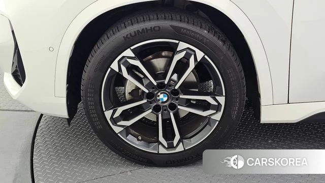 BMW X1 (U11) id 4612859 из Кореи 27