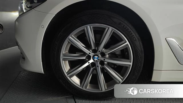 BMW 5 Series (G30) id 3801601 из Кореи 15