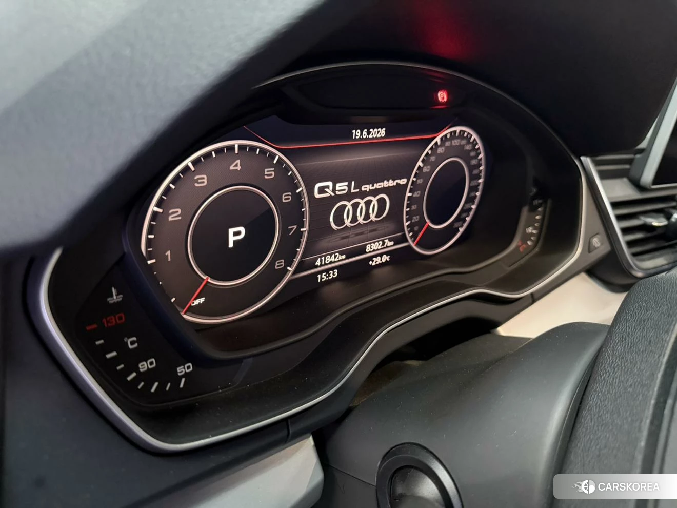 Audi Q5L 2019 Темно-серый из Китая, фото 6