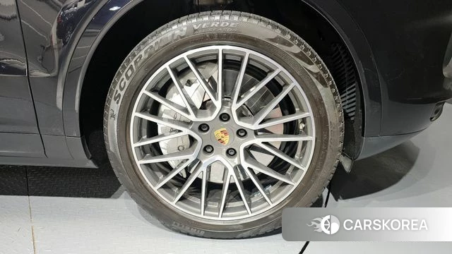 Porsche Cayenne (PO536) id 3852615 из Кореи 15