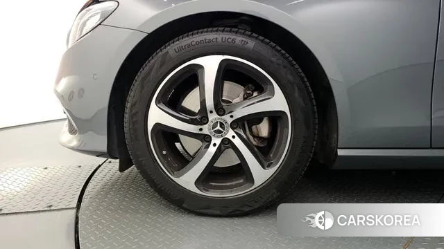 Mercedes-Benz E-Class W213 id 2990757 из Кореи 15