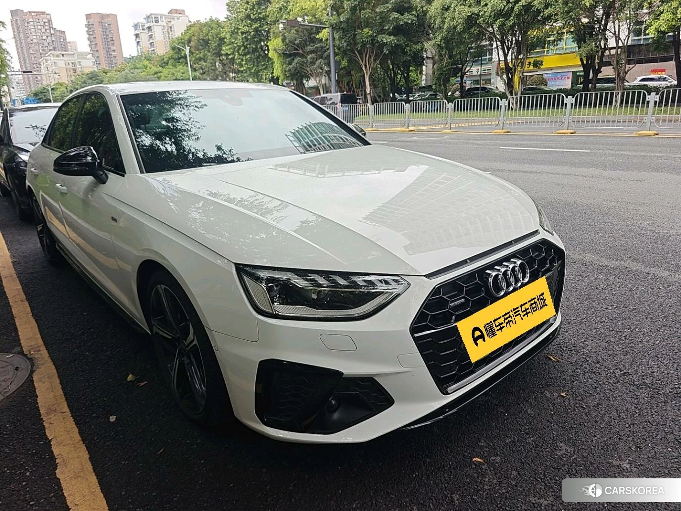 Audi A4L id 4454399 из Китая 16