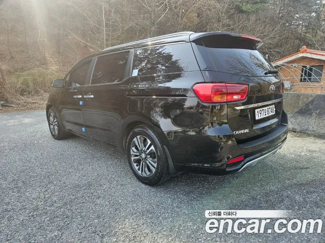 Kia The New Carnival id 2759807 из Кореи 13