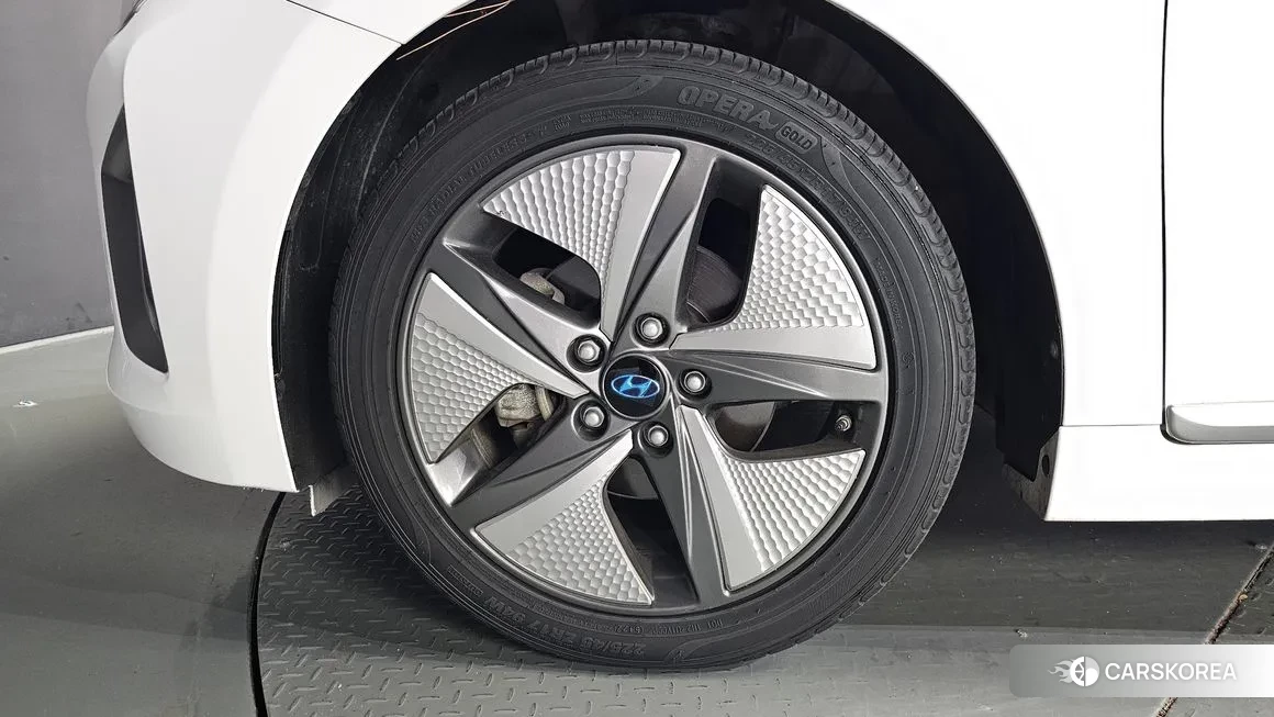 Hyundai The New Ionic Hybrid id 1922427 из Кореи 15