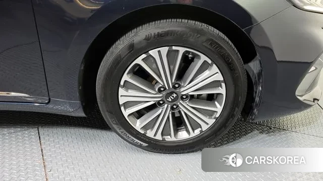 Kia K7 Premier Hybrid id 3214608 из Кореи 15