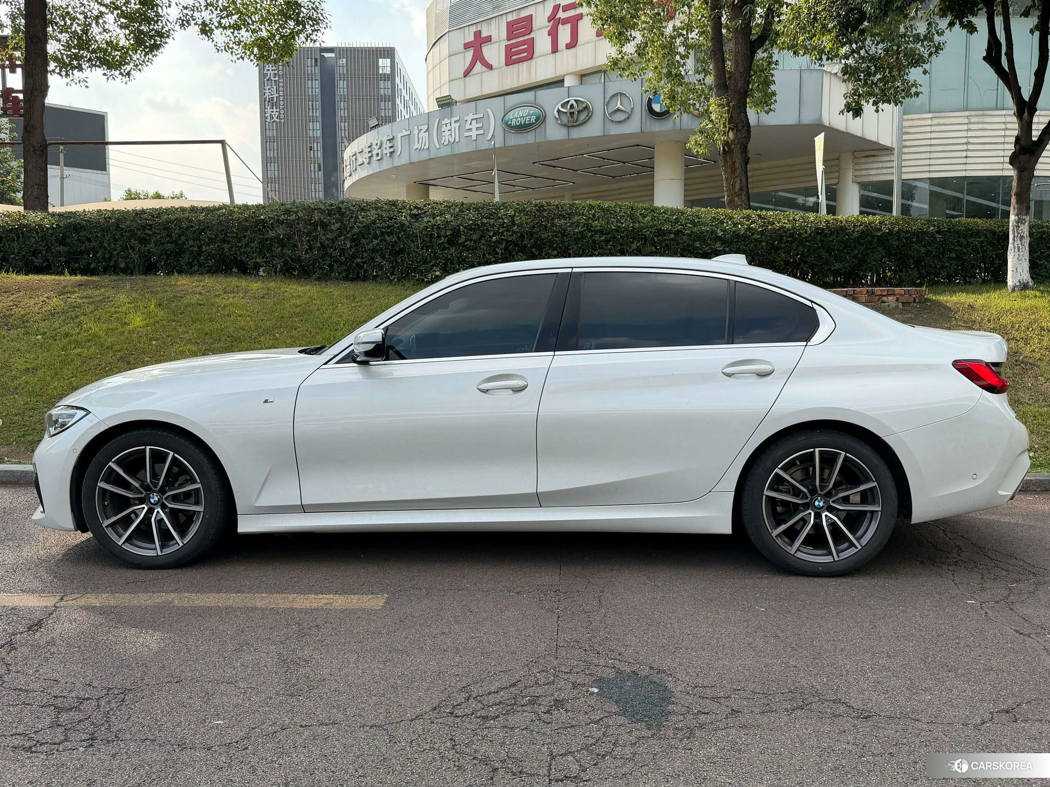 BMW 3 series id 4487180 из Китая 8