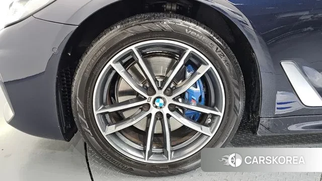 BMW 5 Series (G30) id 3468816 из Кореи 15