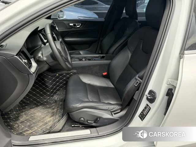 Volvo S60 2021 Белый из Китая, фото 5