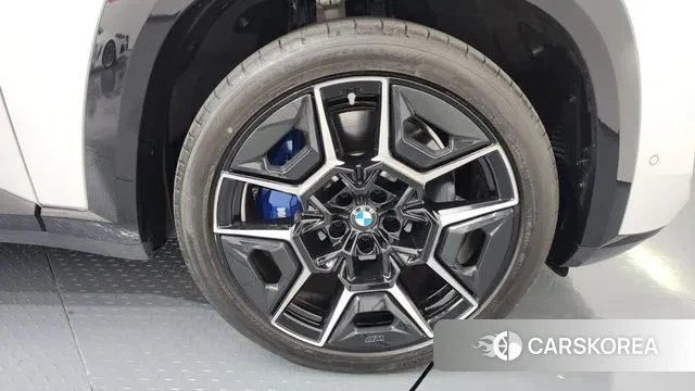 BMW XM (G09) id 3365668 из Кореи 15