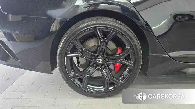 Kia Stinger id 4536800 из Кореи 33