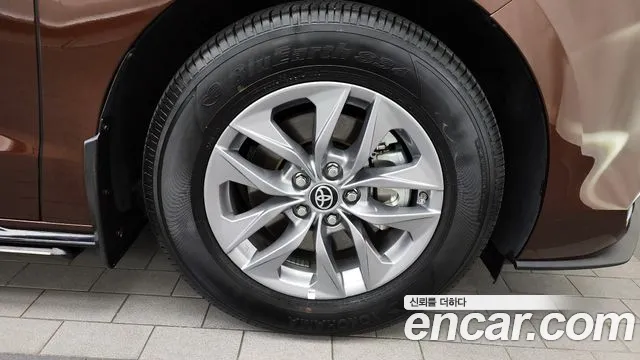 Toyota Sienna 4th Generation id 2736000 из Кореи 15