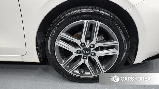 Kia Come New K3 id 3455229 из Кореи 15