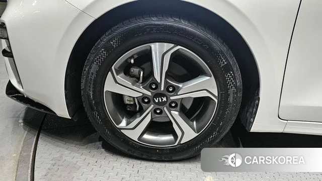 Kia Come New K3 id 4188663 из Кореи 25