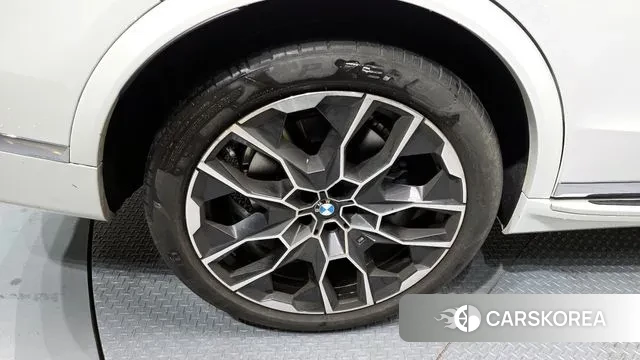 BMW X7 (G07) id 3466938 из Кореи 15