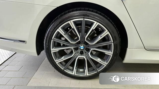 BMW 7 Series (G11) id 4410621 из Кореи 15