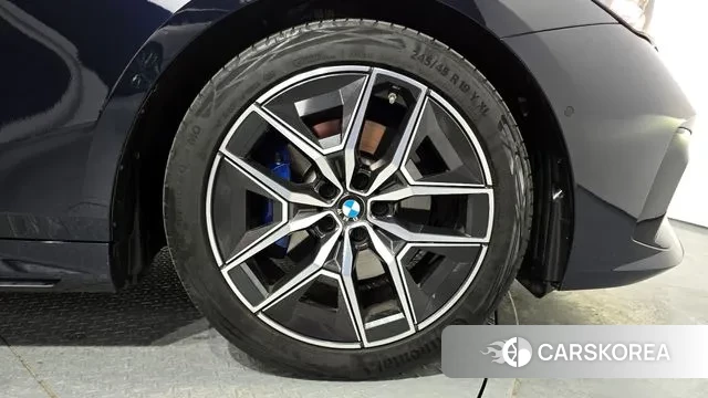 BMW 5 Series (G60) id 3512190 из Кореи 15