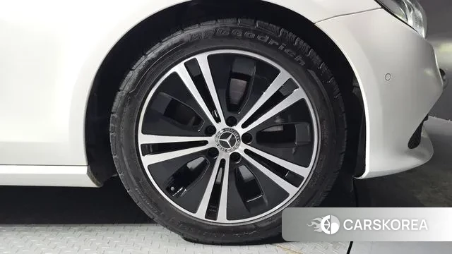 Mercedes-Benz E-Class W213 id 3753691 из Кореи 15