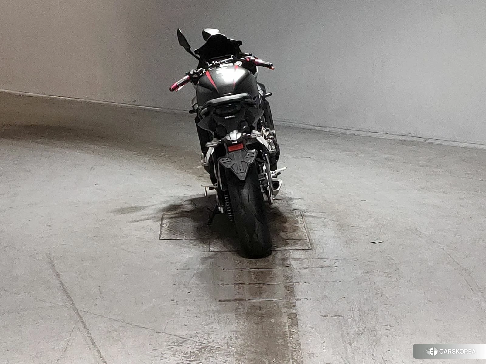 Проданный Honda CBR650R id 4193772 из Японии, фото 4