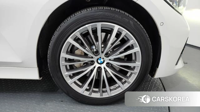 BMW 3 Series (G20) id 3819497 из Кореи 15