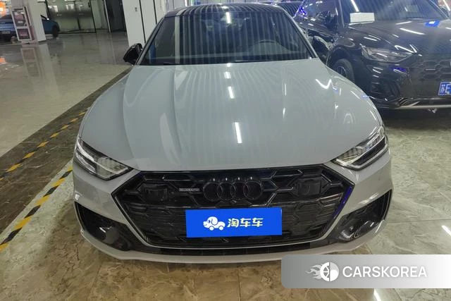 Audi A7L id 4291081 из Китая 12