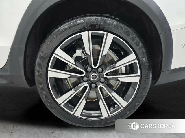 Volvo V60 Cross-Country 2nd Generation 2024 Белый из Кореи, фото 5