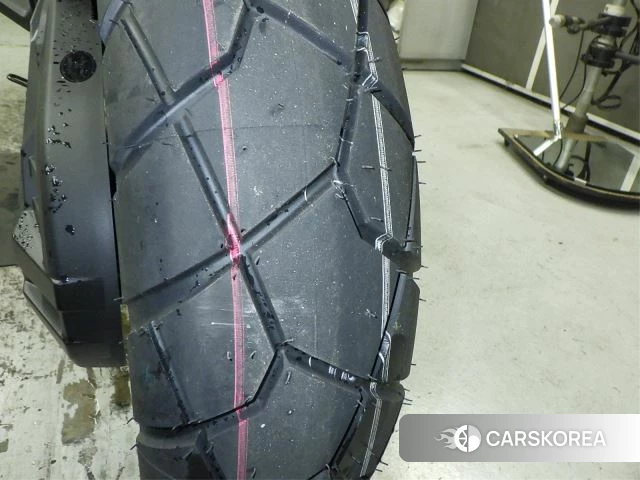 Honda X-ADV 750 id 4229649 из Японии 29