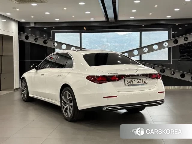 Mercedes-Benz E-Class W214 id 3353615 из Кореи 14