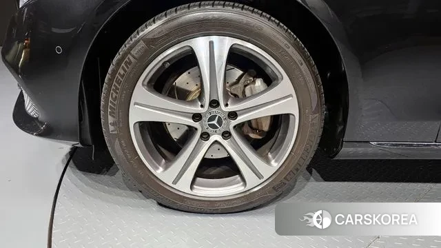 Mercedes-Benz E-Class W213 id 3535880 из Кореи 15