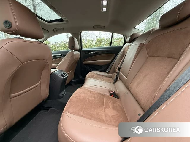 Buick Regal 2020 Темно-серый из Китая, фото 5