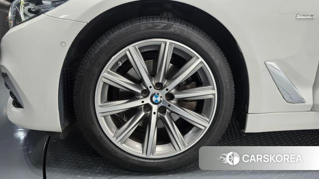 BMW 5 Series (G30) id 4647762 из Кореи 27