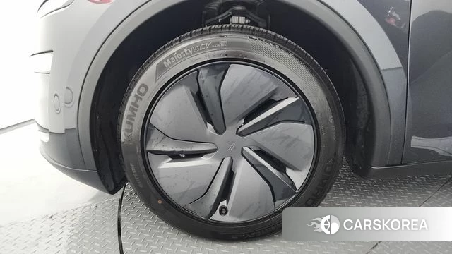 Tesla Model Y id 4413850 из Кореи 26