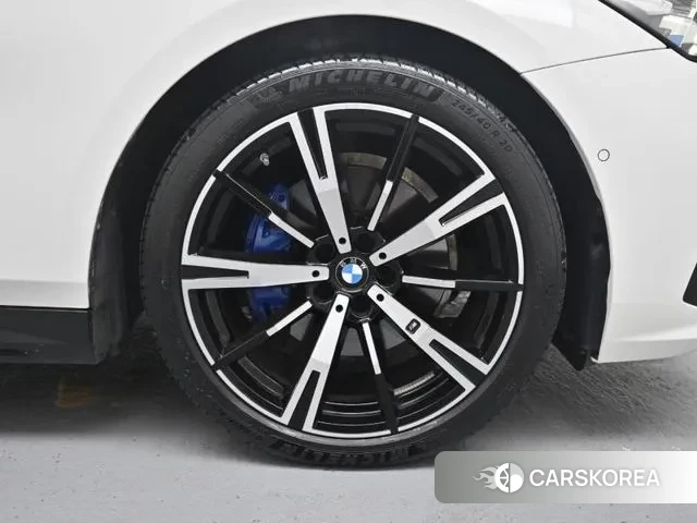 BMW 5 Series (G60) id 2930136 из Кореи 15