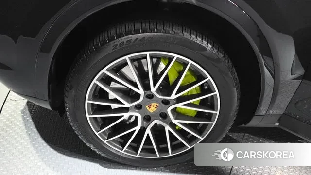 Porsche Cayenne (PO536) id 3013104 из Кореи 15