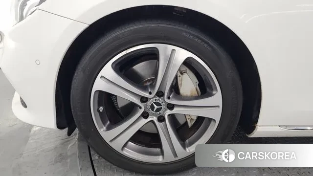 Mercedes-Benz E-Class W213 id 3677363 из Кореи 15