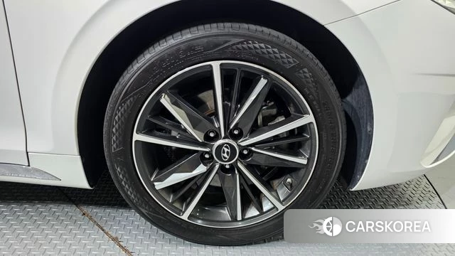 Hyundai The New Grandeur IG id 4434835 из Кореи 32