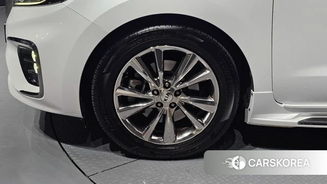 Kia The New Carnival id 4496315 из Кореи 30