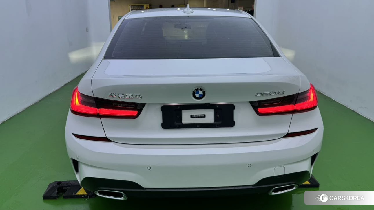 BMW 3 series id 4492945 из Китая 10