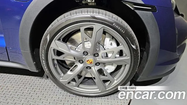 Porsche Taycan id 2733932 из Кореи 15