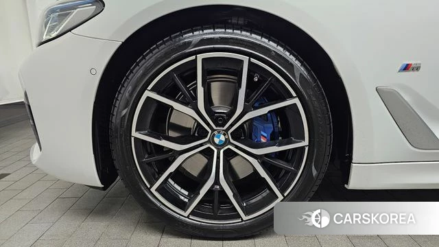 BMW 5 Series (G30) id 4292667 из Кореи 27