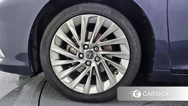 Lexus ES300h 7th generation id 2940657 из Кореи 15