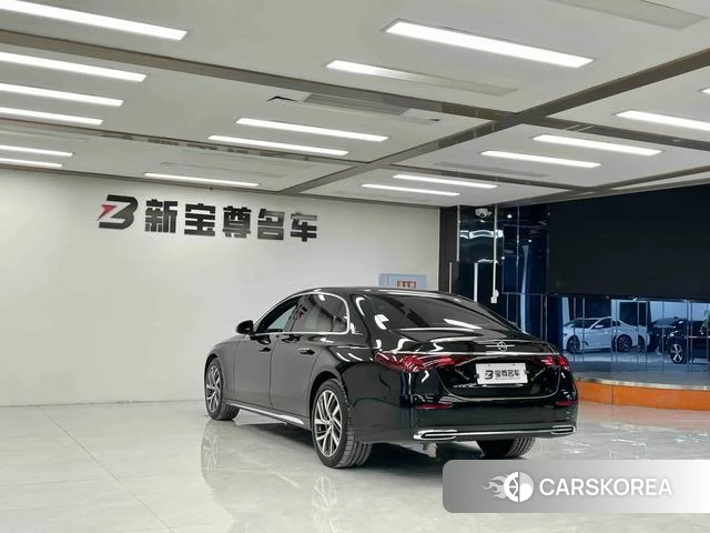 Mercedes-Benz E-class id 4271736 из Китая 13