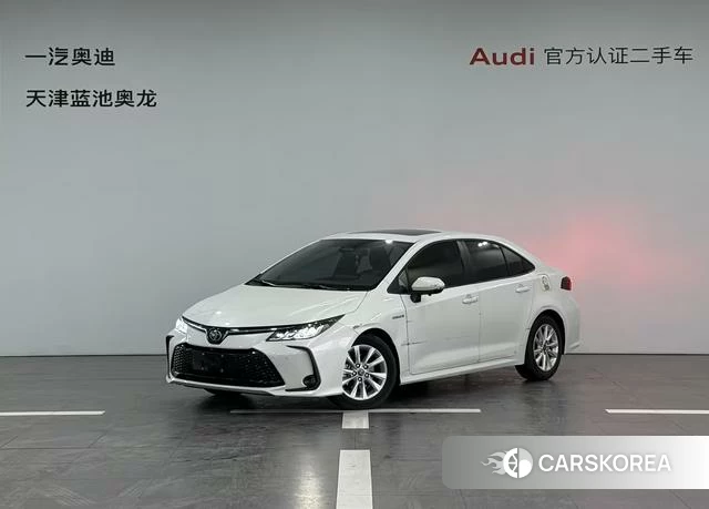Toyota Corolla 2023 Белый из Китая, фото 5